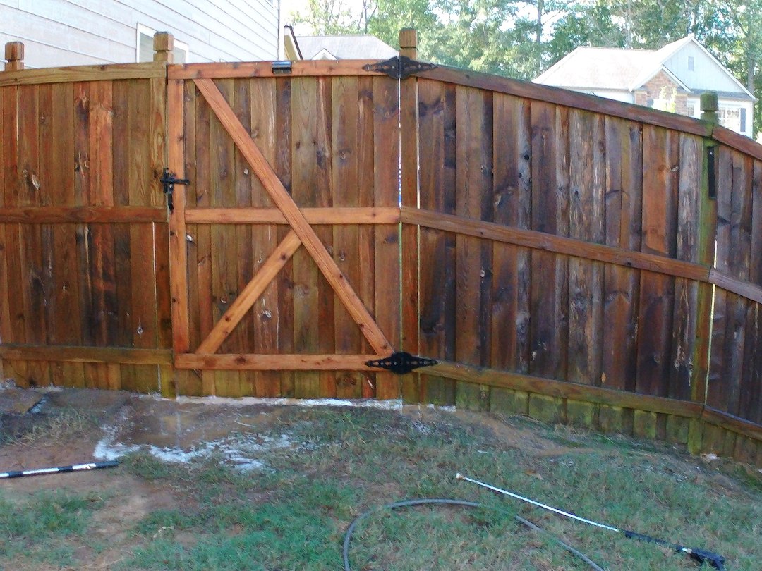 FENCE CLEANING JOB IN CUMMING, GA