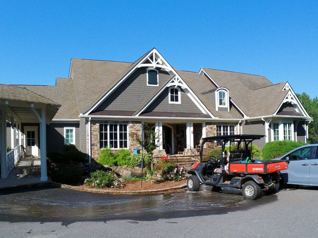 TIME-LAPSE VIDEO OF OUR ROOF CLEANING PROCESS IN GAINESVILLE, GA